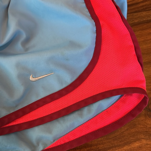 Nike DriFit running shorts - Picture 6 of 6